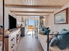 Home2Book El Camarote Seafront Retreat in Arinaga