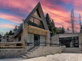 LF Parnassos Chalet, מלון באפטלופוס