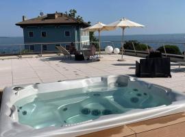 Corte Fasanella 31 - Gardagate, hotel in Toscolano Maderno