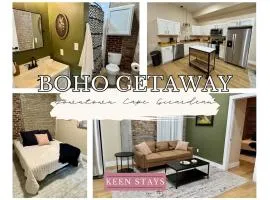 Modern Boho Getaway 1BR Apartment By KeenStays