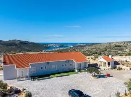 Villa Maslina