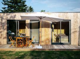 Tiny House - Mont Saint Michel, ξενοδοχείο σε Sains