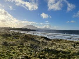 Maries House Doohoma Head, Wild Atlantic Way Beach, Erris, Geesala, Belmullet, Achill View, County Mayo Ireland, хотел в Doohooma