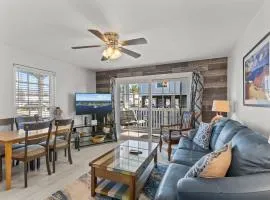 Island Place 101 Dreamy Condo with Pool! Rebuilt!