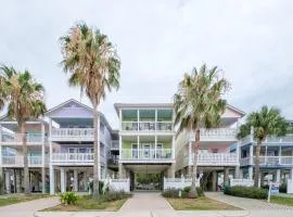 Key Lime Downtown Gulf View w Golf Cart Included!
