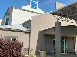 Motel 6 Jackson Airport Pearl