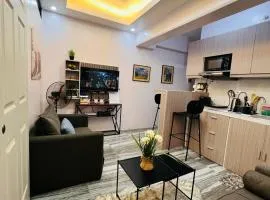 Bears Den Cozy 1BR with balcony facing city and amenity near Mactan Airport