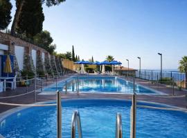 Hotiday Bordighera, отель в Бордигере