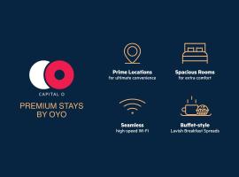 CAPITAL O Hotel STAR INN Near Chhatarpur Metro Station โรงแรมในนิวเดลี