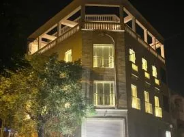 Vauban Residence, Spacious 3 Bedroom Apartment