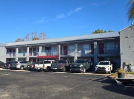 Lakeview Inn & Suites Okeechobee, viešbutis mieste Okičobis