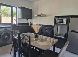 Ascella 3 bedroom villa - 5 Min Walk to Beach