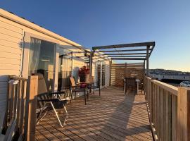 Le Portel में, होटल Le chant des vagues Mobile-home 1 à 6 personnes 2 chambres 2 salles d eau