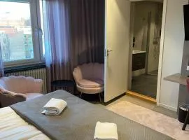 Dream - Luxury Hostel