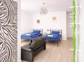 Gemütliches 2 Zimmer Apartment mit Garten, Grillmöglichkeit und Stauraumfläche โรงแรมในบูดิงเงน