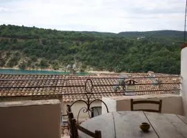 Charmant vue lac avec terrasse - "Moana"