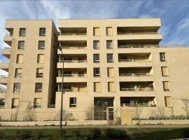 Studio neuf cosy et lumineux dans appartement moderne