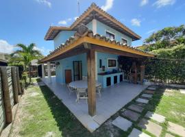 Casa com Piscina e Clube - 50m do Rio e Mar - Até 8 hóspedes, hotel a Camaçari
