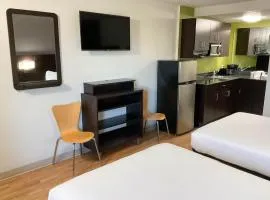 Studio 6 Extended Stay - Columbus, GA -Downtown