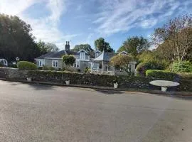 Waters Edge Cottage