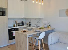 Maison bleue, appartement avec terrasse, hotel din Trégastel