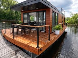 Maréa Stays, Habitation Flottante, Yacht Club TR, hotell i Trois-Rivières