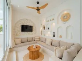 Private 1BR Mediterranean Pool Villa in Bingin