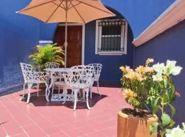 Casa Refugio Budget House 8 Rooms & 9 Bathrooms