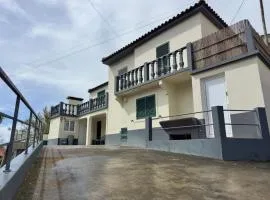 Azorean Stays T4 -Peaceful Countryside 4 Bed Room Close to Top Spots