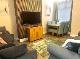 Nest House Crewe 4 Bedrooms Sleeps 7