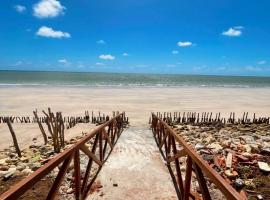 Casa Pitanga Pé na Areia Pitimbu, hotel i Pitimbu