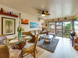 Pristine Lihue Condo w/ Balcony: Walk to Beach!, hotel a Lihue