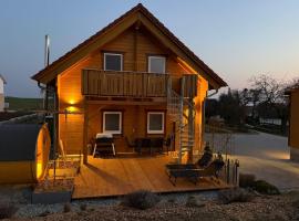 Ferienwohnung Geyer - NEU! mit Fasssauna - Altmühltal, Hotel in Rennertshofen