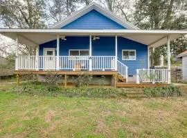 Pavilion and Outdoor Fireplace! Lake Joy Retreat