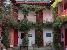 Casa Republicana Hostel