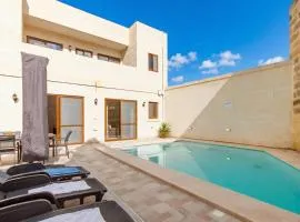 Nadurija, So Nice Gozitan Villa + Pool - Happy Rentals