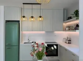 Central Point Apartment