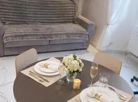 Apartment 1 min to Beach Near Monaco - Air Conditioning WiFi