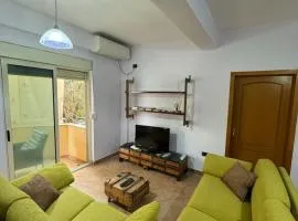 Beachfront Apartment , 1-Min Walk to Sea