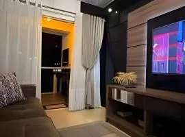 Apto Copo de Leite-3 Quartos c/sacada na avenida