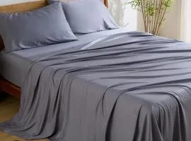 Royal Oak Residence - Holiday Home