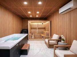 East Stroudsburg में, होटल Luxury Wellness Estate | Private SPA, Pool, Cinema