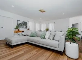 MEK HAUS - 2 bedroom home Mansfield