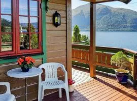 9 person holiday home in HUNDEIDVIK-By Traum