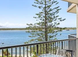 Bayview Beach Holiday Apartments