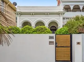 Complete Host Middle Park House