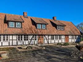3 Bedroom Lovely Home In Höganäs
