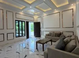 Rumah Singgah Que, 5 minutes to centerpoint skw