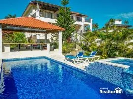 Casa Estrella, Relaxation Begins