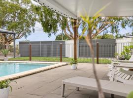 Pet Friendly Beachside Hideaway - Lazy on Lowry, hotel a Woorim